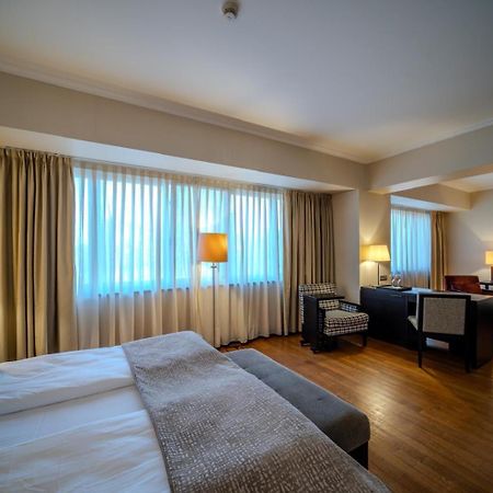 Hotel Rivo Timisoara Exterior photo